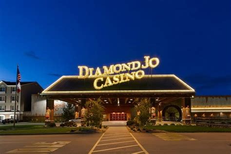 Play at Diamond Jo Casino 